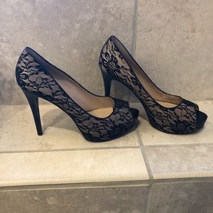 Make offer like new, Guess lace heels w/platform